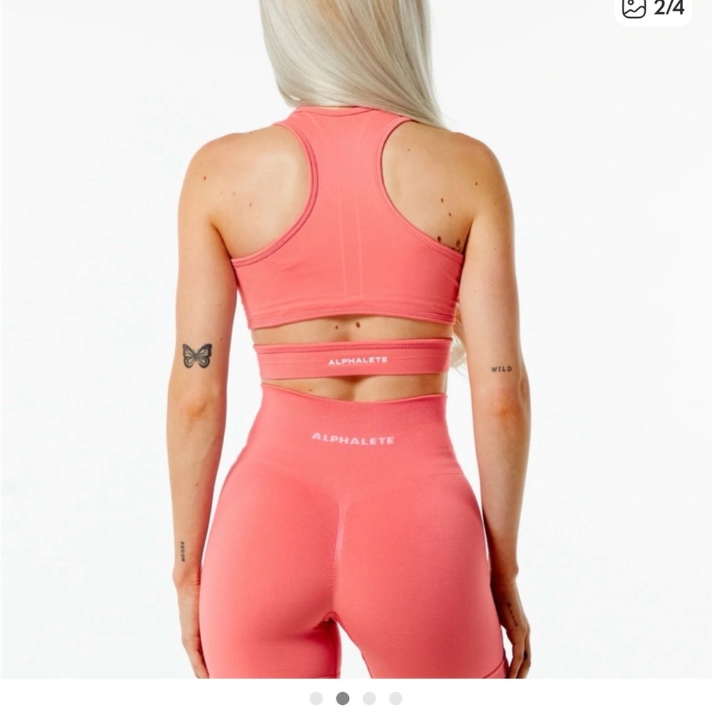 Alphalete Set! Stratus Bra and Amplify Shorts in Pixel Pink Size XS